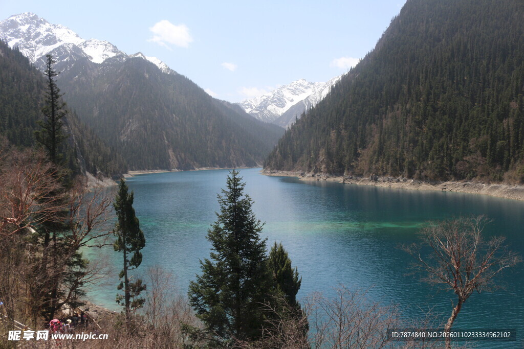 美丽的高山湖泊风光