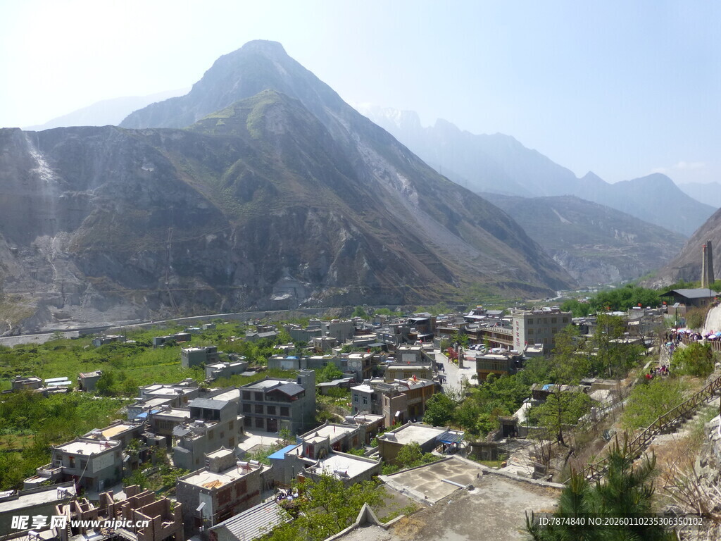 山间村落 静美如画