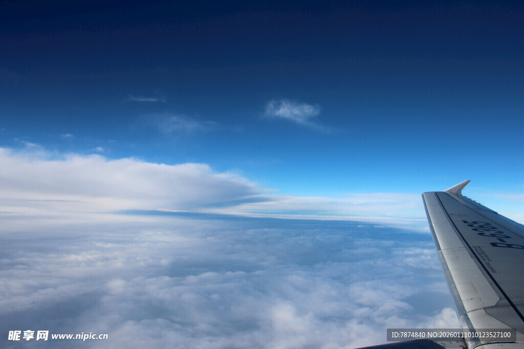 云端机翼 高空飞行美景