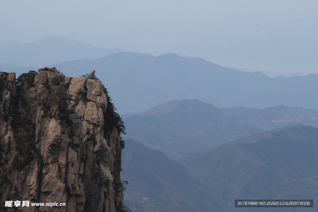 巍峨山峰 壮阔远山景色