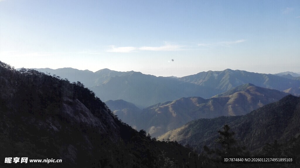 壮丽山景 远山连绵