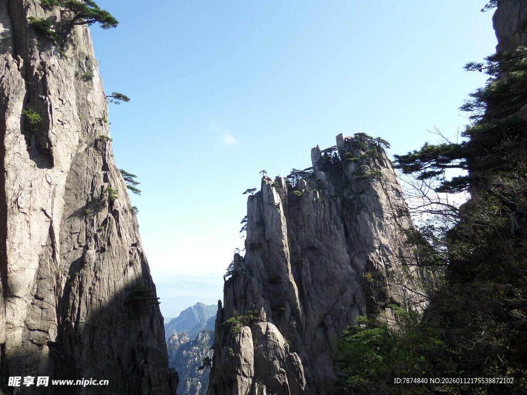 巍峨黄山奇峰景观