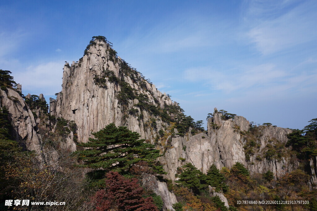 壮丽山景 奇峰耸立