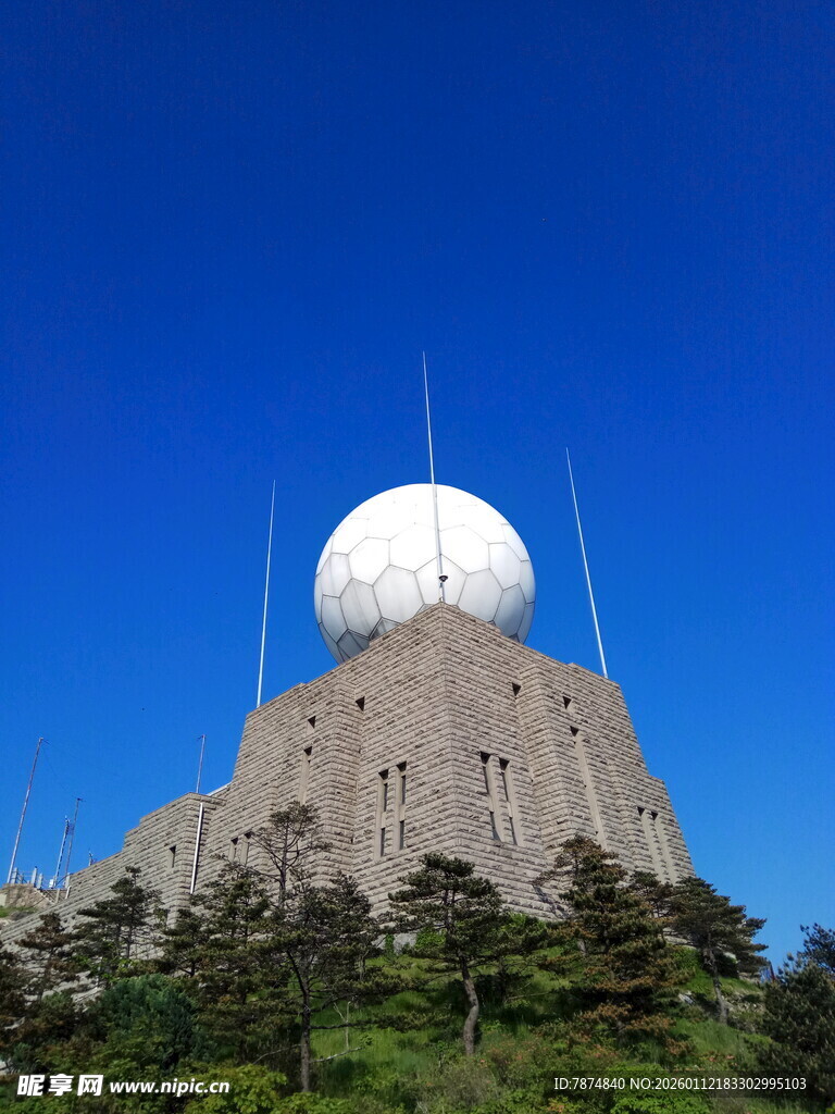 山顶雷达观测站