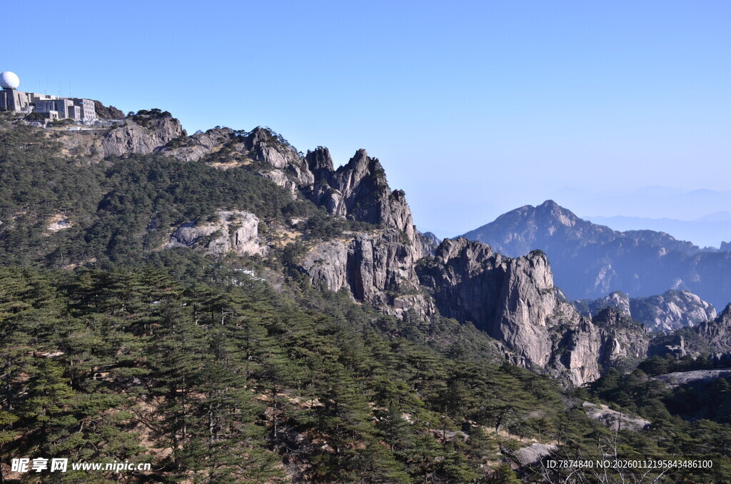 壮丽黄山奇峰景观