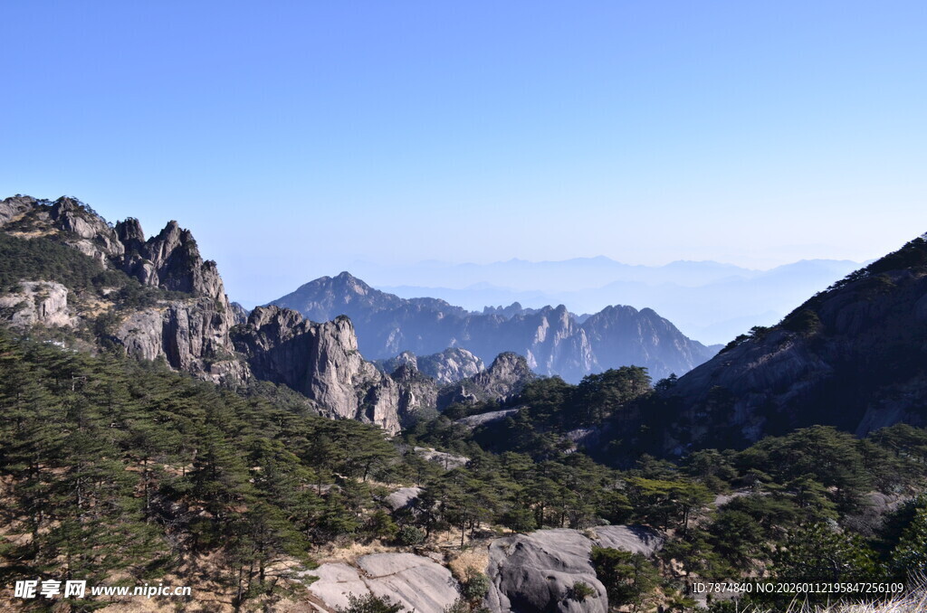 壮丽山景 尽显自然之美