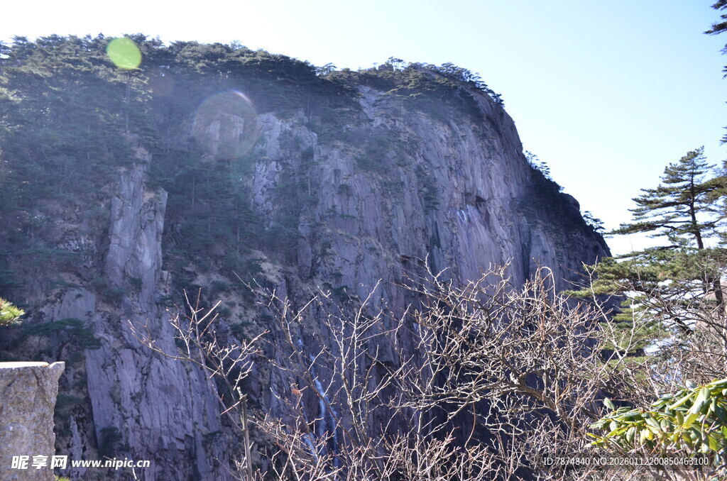 陡峭山壁 自然风景奇观