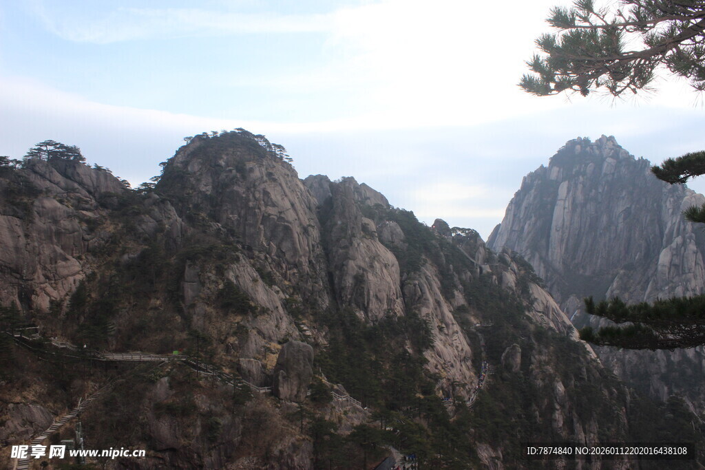 壮丽黄山山峰景色