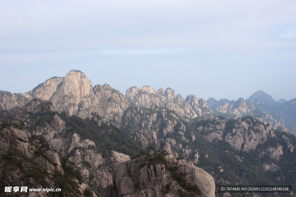 壮丽山景 嶙峋奇峰