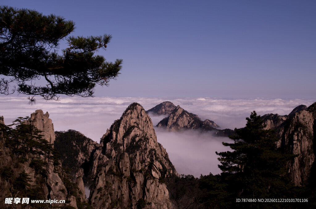 黄山云海奇峰壮丽景观