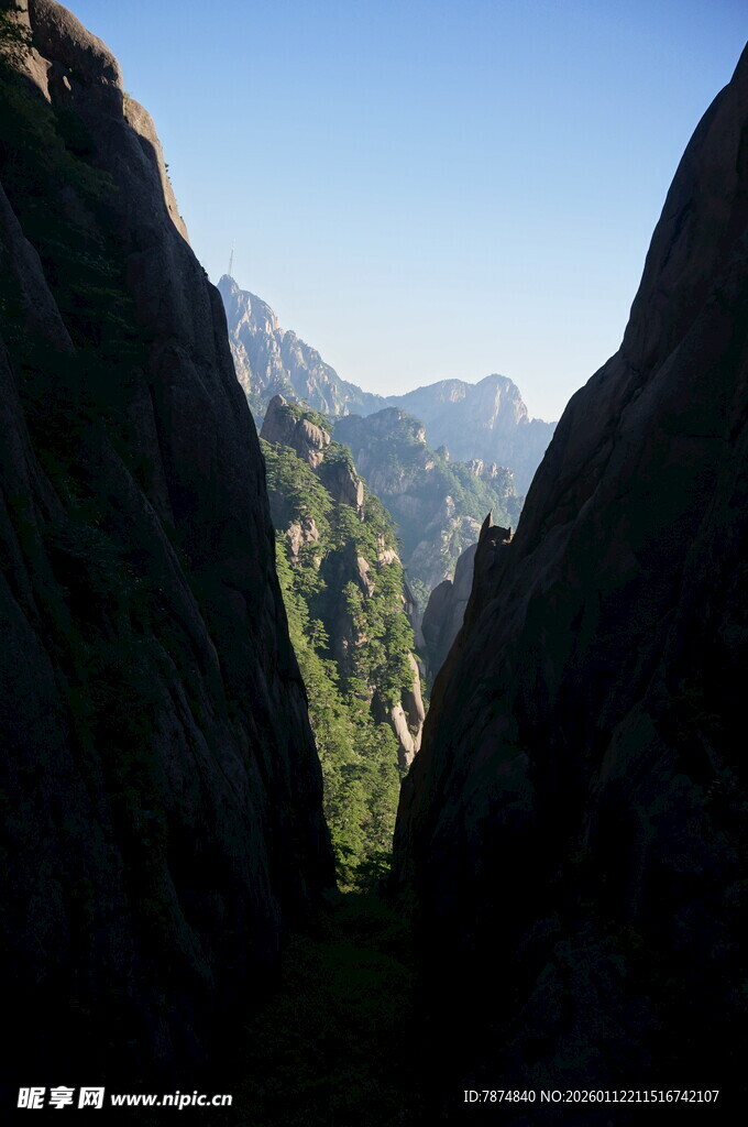壮丽山景峡谷风光