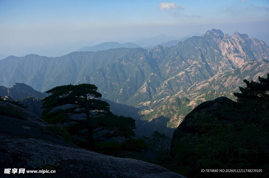壮丽山景 自然之美尽显