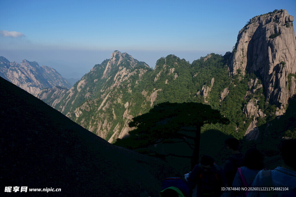 壮丽山景 尽显自然之美