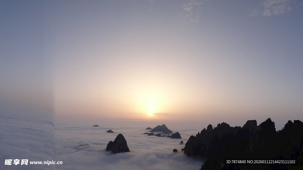海上日出云海壮丽景观