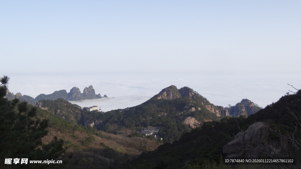 山海相依的壮美自然景观