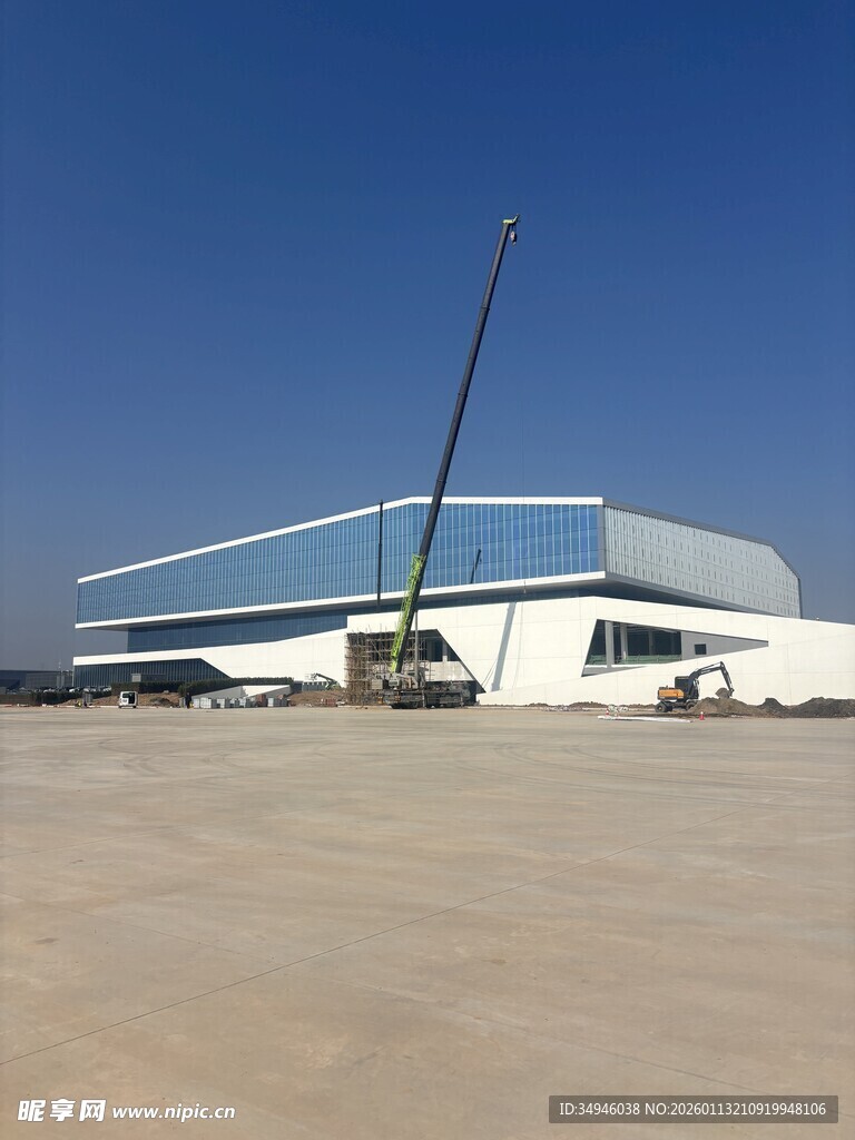 现代风格建筑施工现场