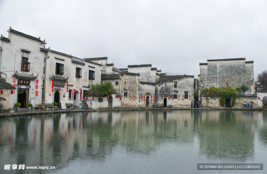 江南水乡临河古建筑景观