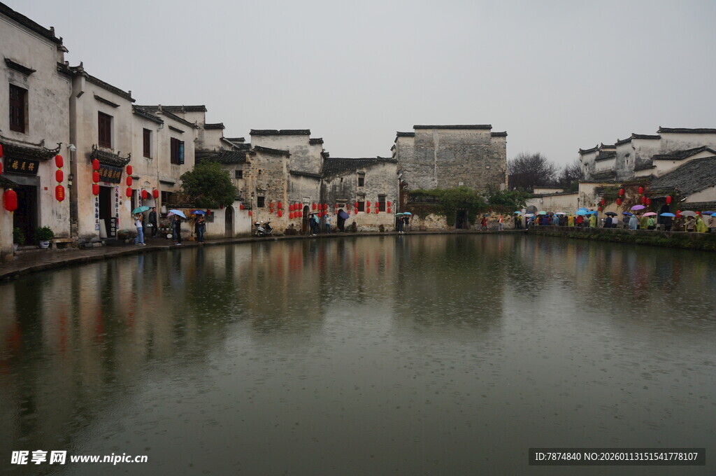 江南水乡沿河古建筑景观