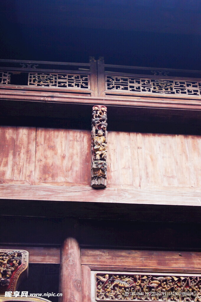中式古建筑精美木质装饰