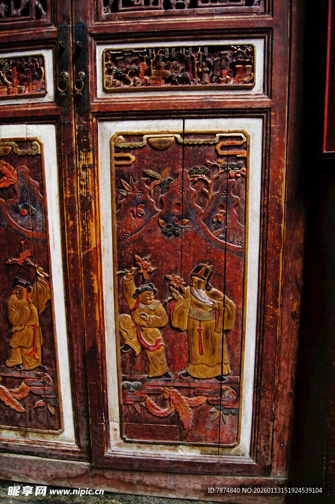 古木雕门板 精美人物图案