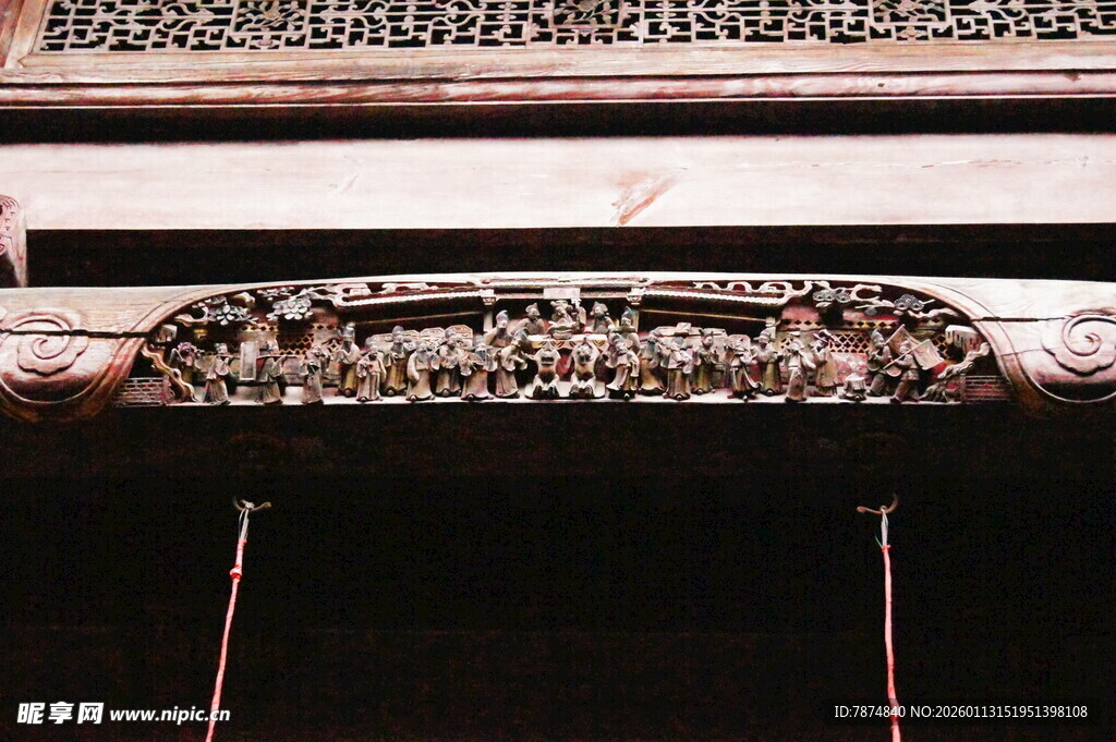 中式木雕横梁细节展示