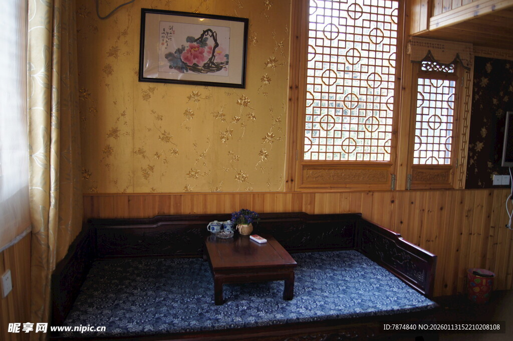 日式榻榻米房间温馨一角