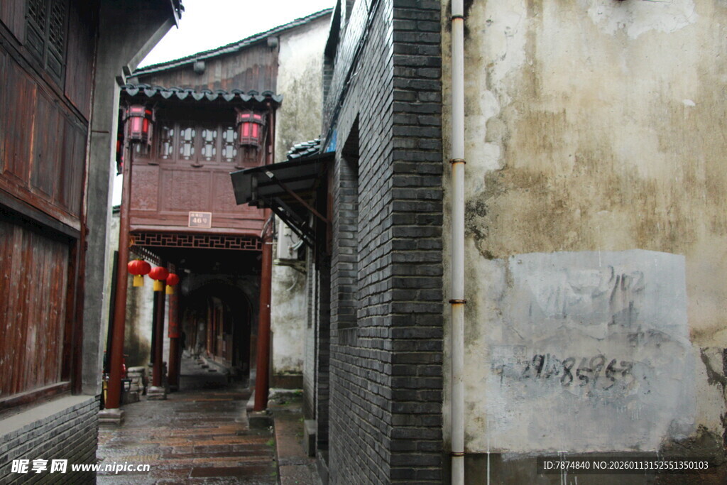 古巷深幽处的中式建筑