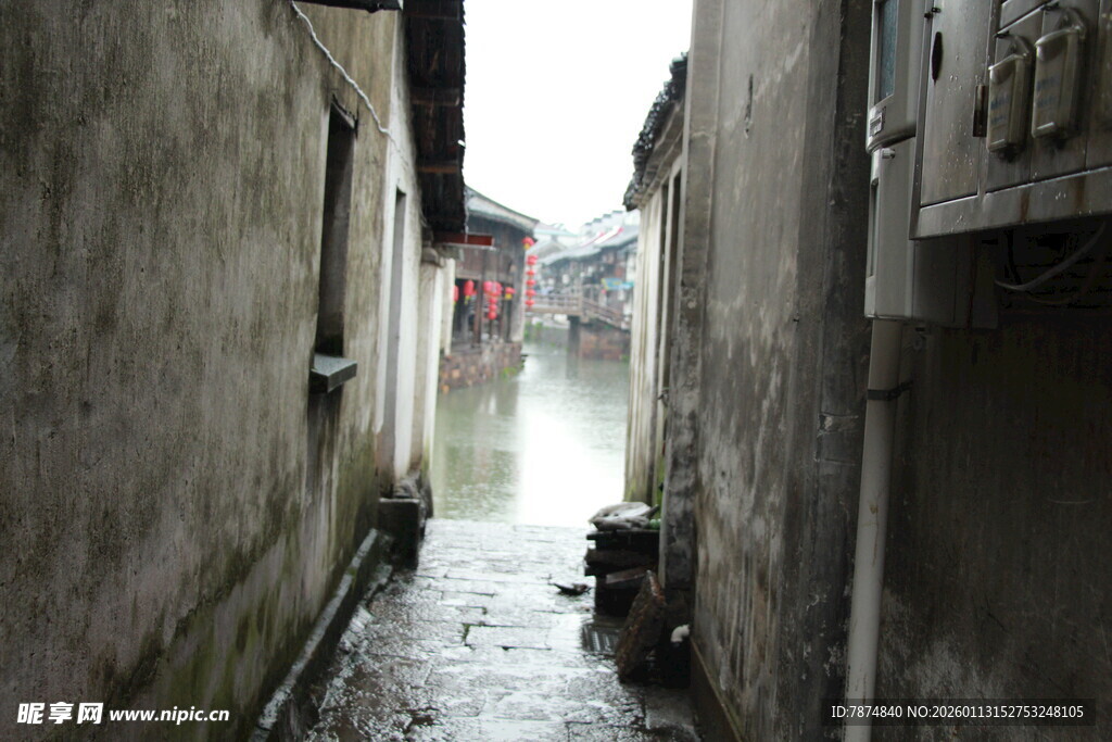 江南水乡窄巷 静谧景致