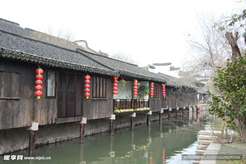 江南水乡古建筑临水风光