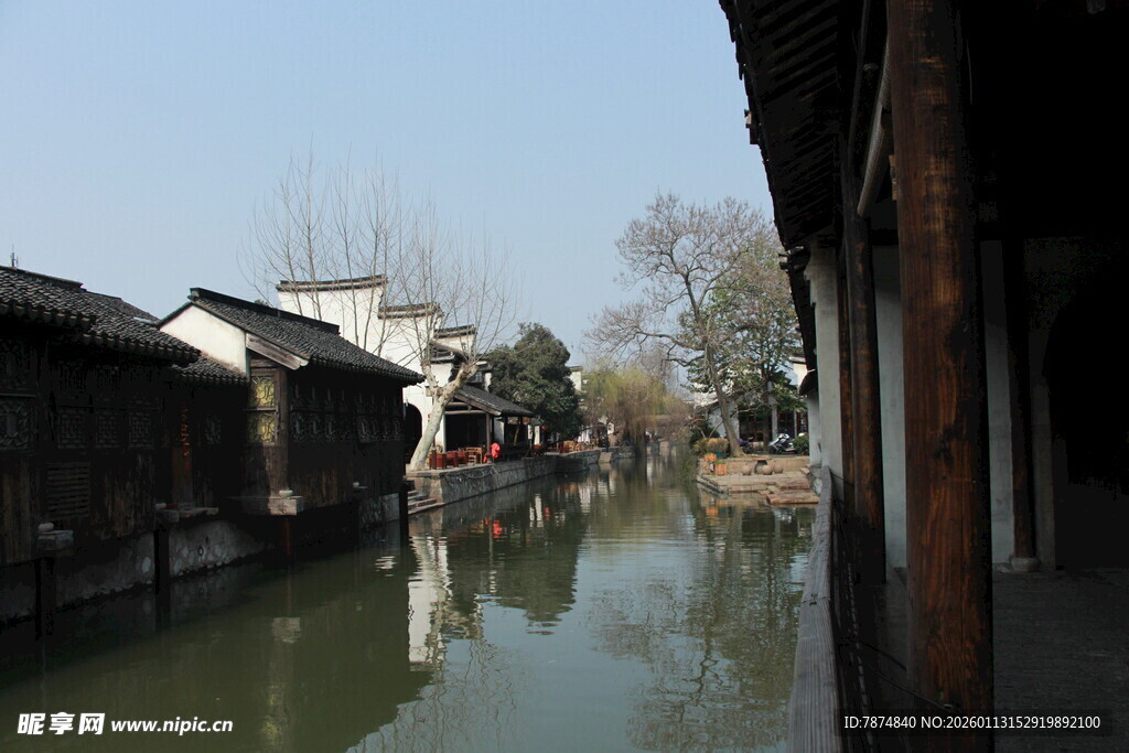 江南水乡河道古朴景致