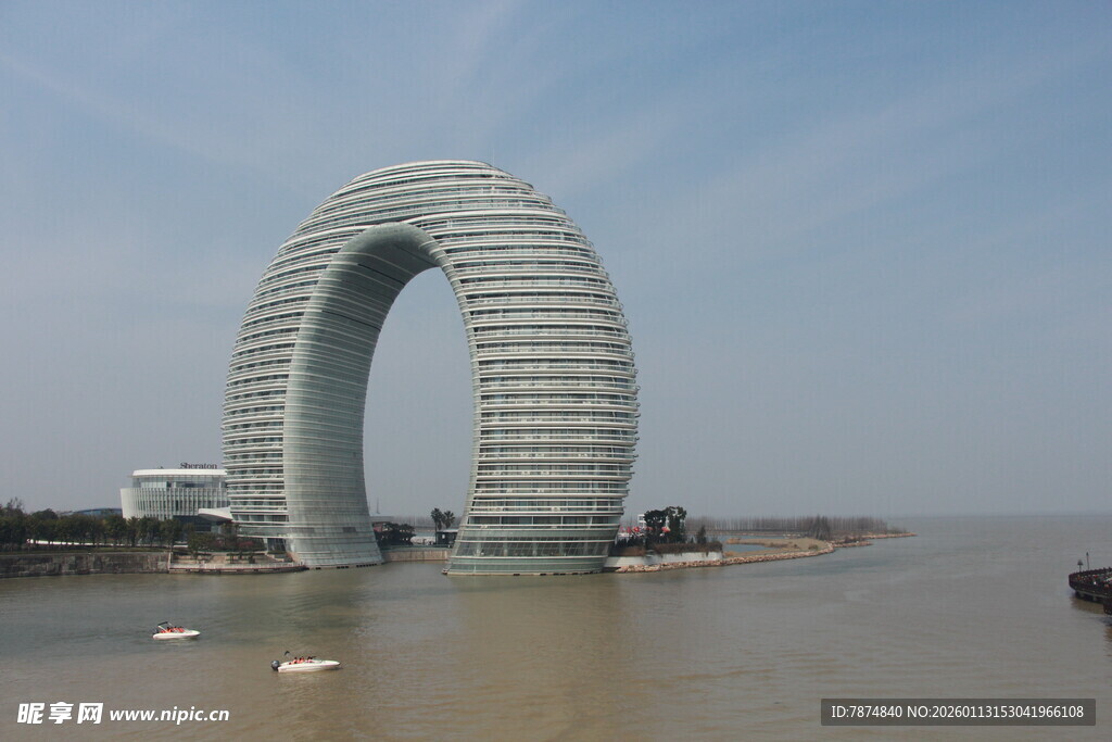 湖州月亮酒店独特外观