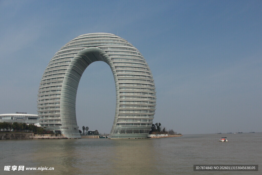 湖州月亮酒店独特外观