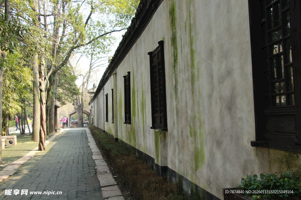 古巷白墙 静谧的中式景致