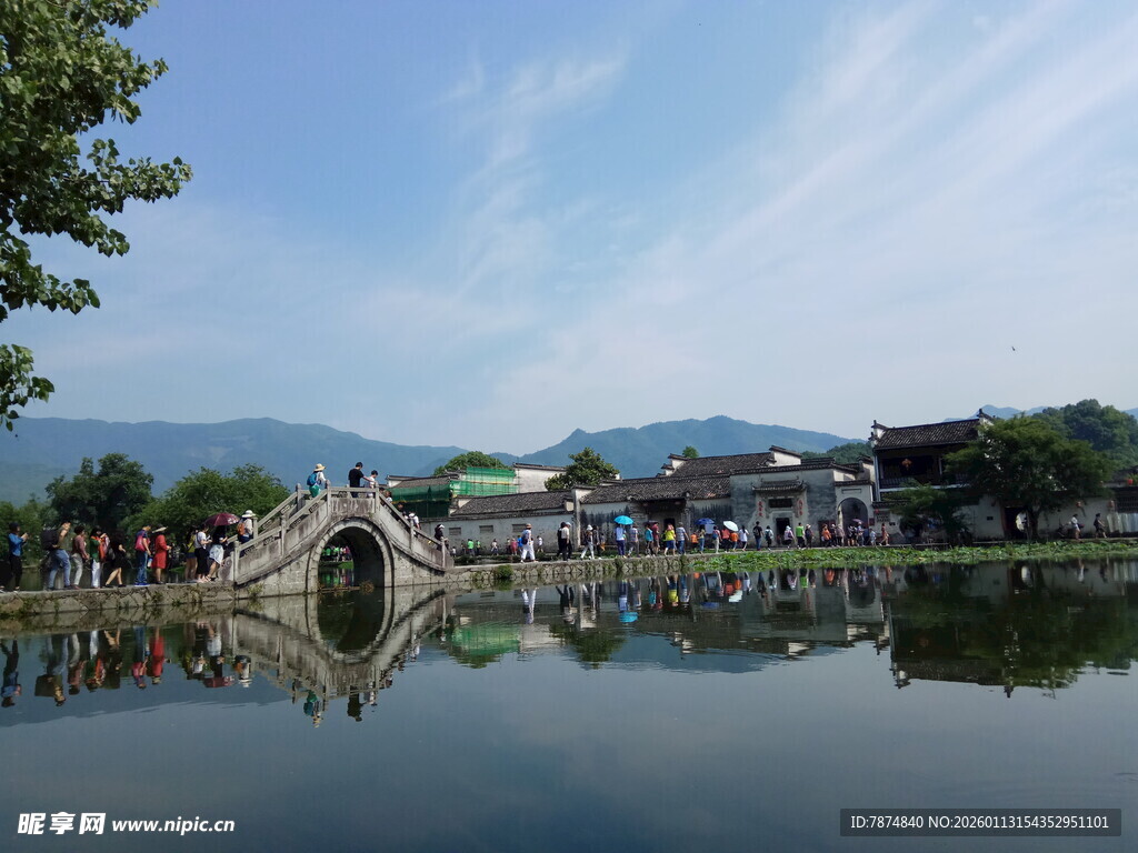 江南水乡湖畔秀丽风光