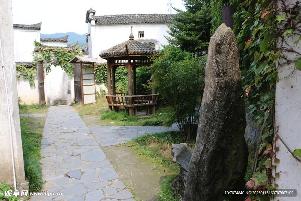 中式庭院小径与雅致景致