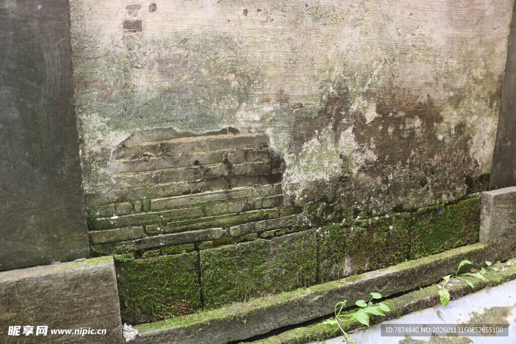 斑驳老墙 岁月留下的痕迹