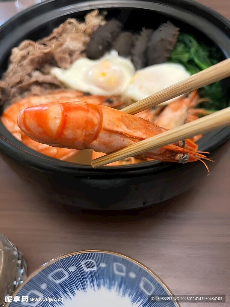 鲜虾牛肉日式拉面