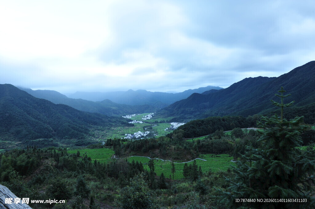 山间绿野风光美景