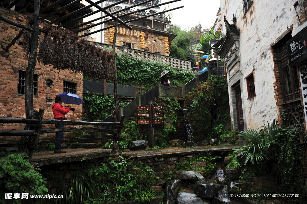 古巷小院的静谧景致