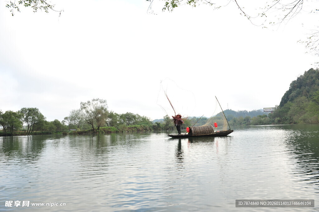 江上孤舟 静谧山水风光