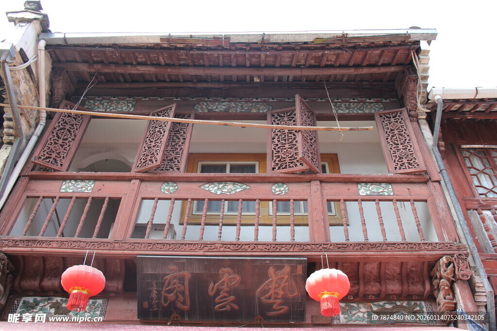 古色古香中式传统木质建筑