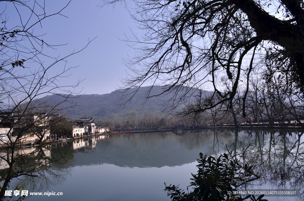 湖畔冬景 静谧山水风光