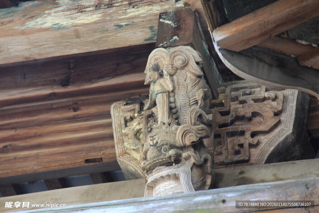 古建筑木雕构件特写