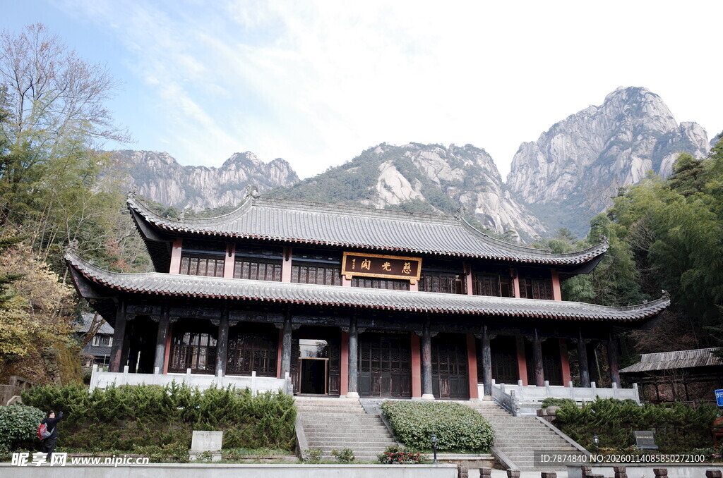 山间古雅中式建筑景观