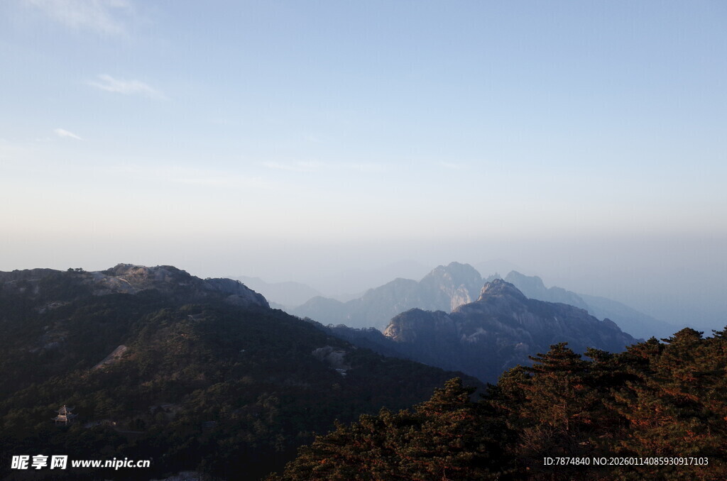 壮丽山景 远山近林