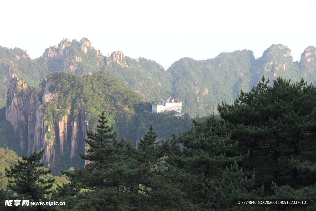 壮美张家界奇峰景色