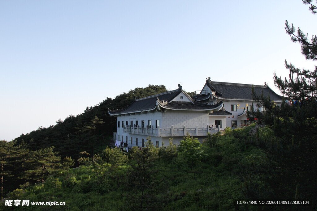 山上中式古建筑