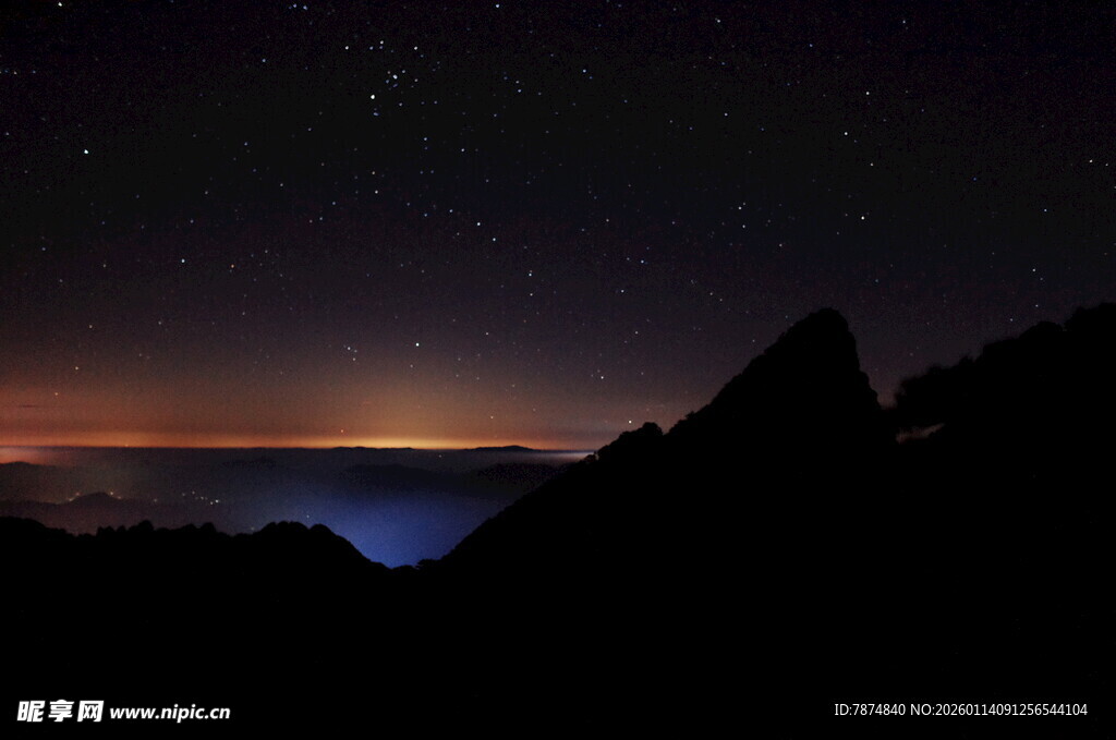夜幕下的山海星空美景