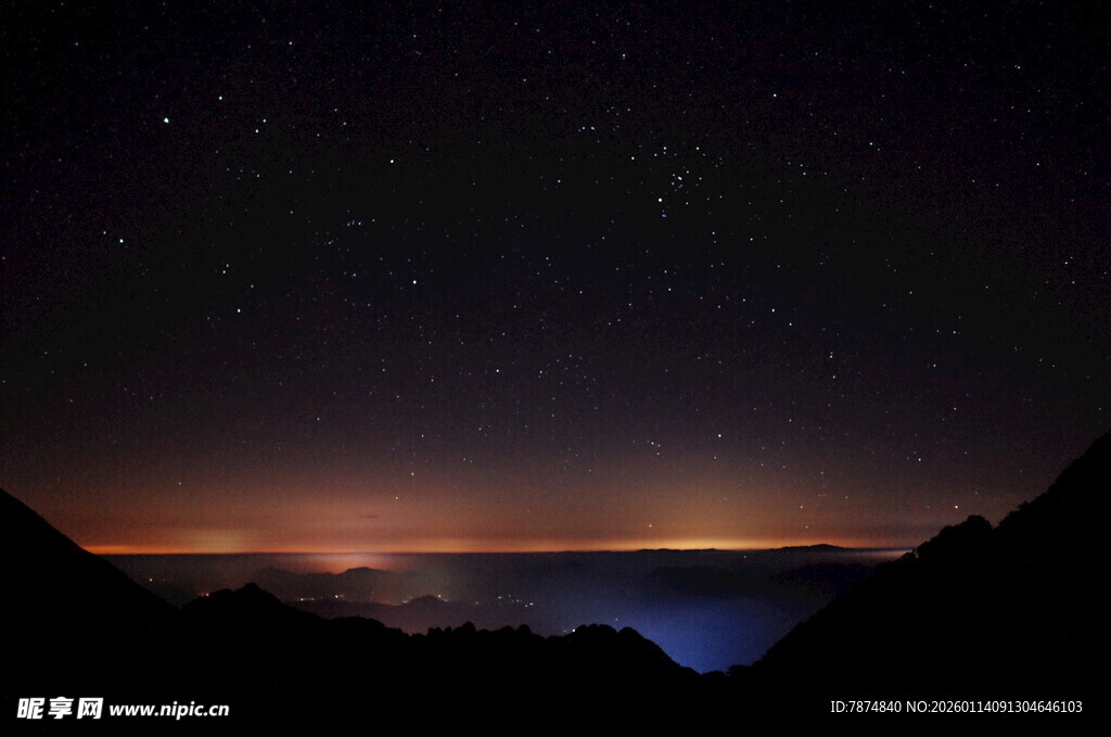 夜幕下的山海星空美景