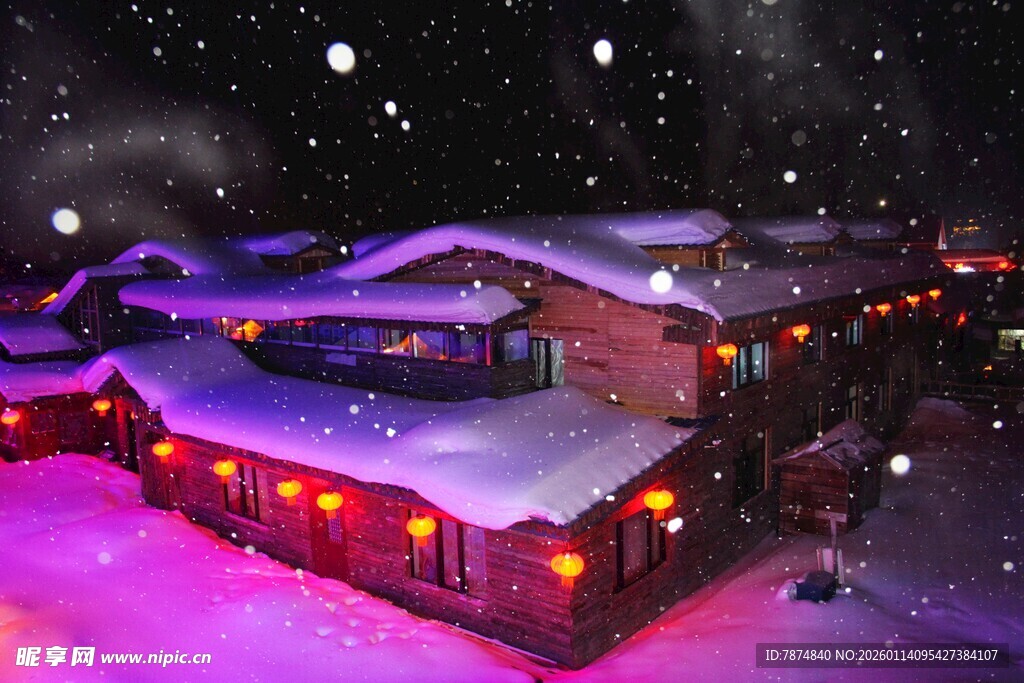 雪夜中的梦幻暖色小屋